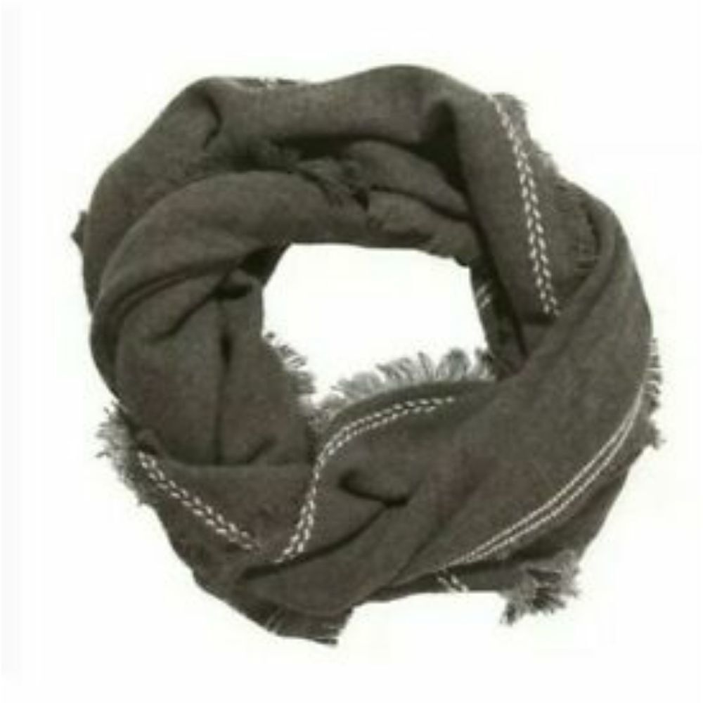 Olive+Pique Lola Blanket Scarf